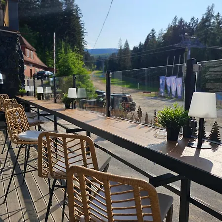 Safir Przy Samym Wyciagu B&B 카르파츠