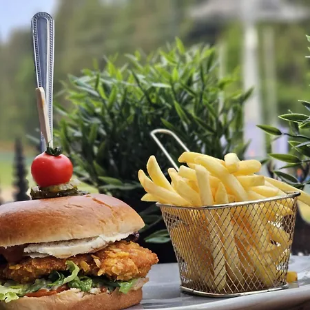 Safir Przy Samym Wyciagu Alojamento de Acomodação e Pequeno-almoço Karpacz