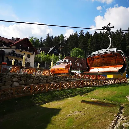 Alojamento de Acomodação e Pequeno-almoço Safir Przy Samym Wyciagu Karpacz