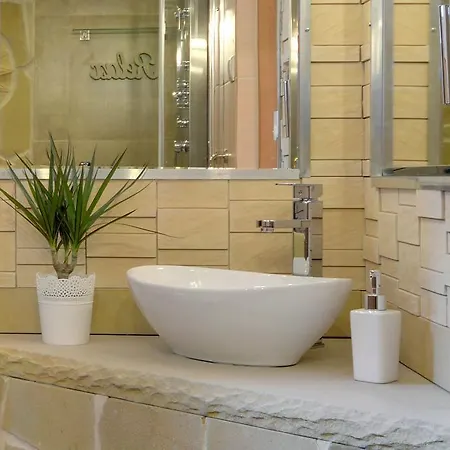 Bed & Breakfast Safir Przy Samym Wyciagu *