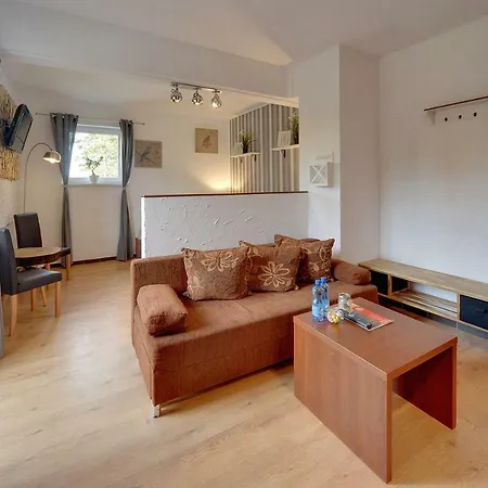 Frühstückspension Safir Przy Samym Wyciagu 3*